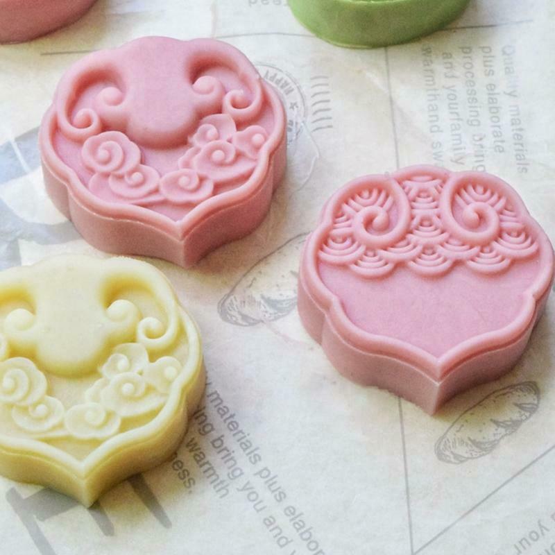 75g Hand-Pressure Moon Cake Mould Xiangyun Pattern Cake Moon Stamp Pastry Tool