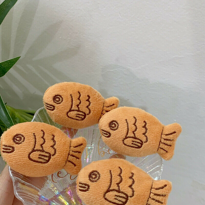 Cartoon cute snapper brooch plush small fish brooch backpack sweater cors.l8
