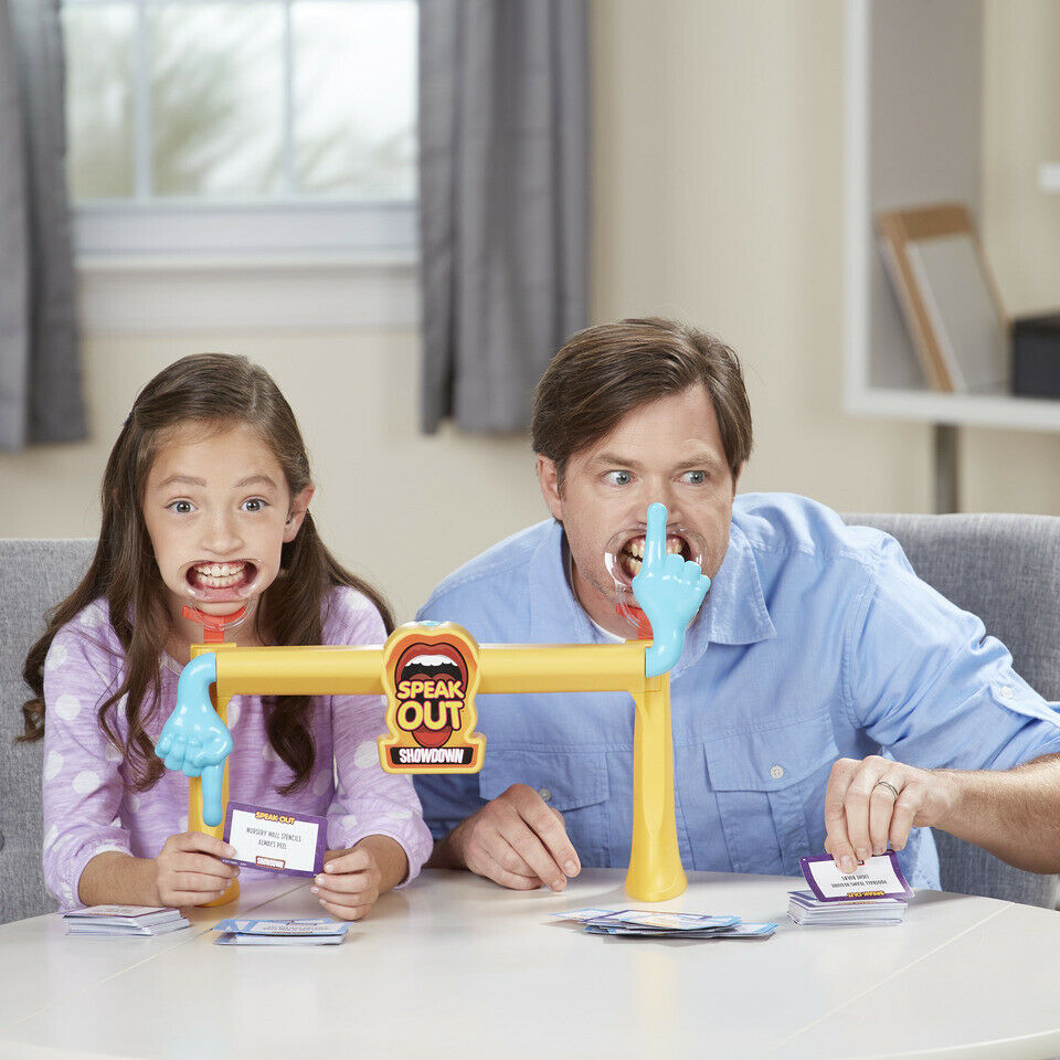 Hasbro Speak Out Showdown Family Board Game Duel Challenge Party Fun 8 Years+