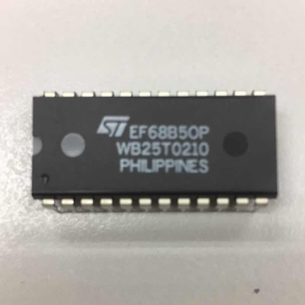 5PCS IC ST(THOMSON) DIP-24 EF68B50P