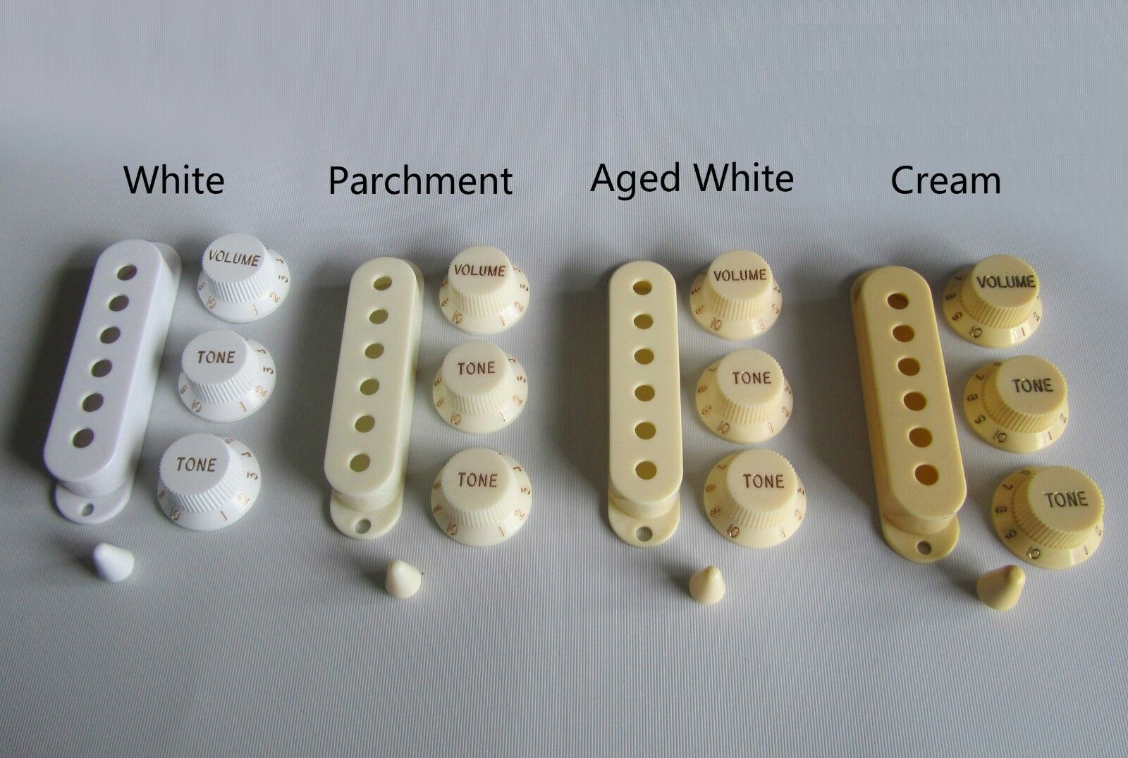 15pcs Aged White 52mm Pole ST Strat Guitar Pickup Cover Covers 3 Single Coil