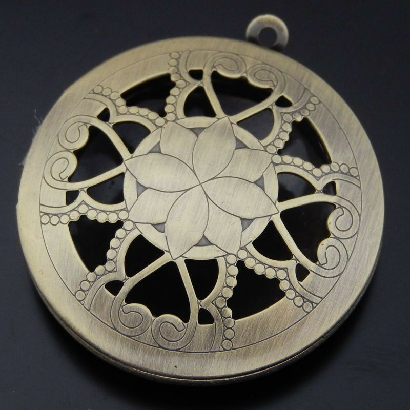 2 pcs Antiqued Bronze Floral Locket Round For Pendant Aromatherapy Diffusion DIY