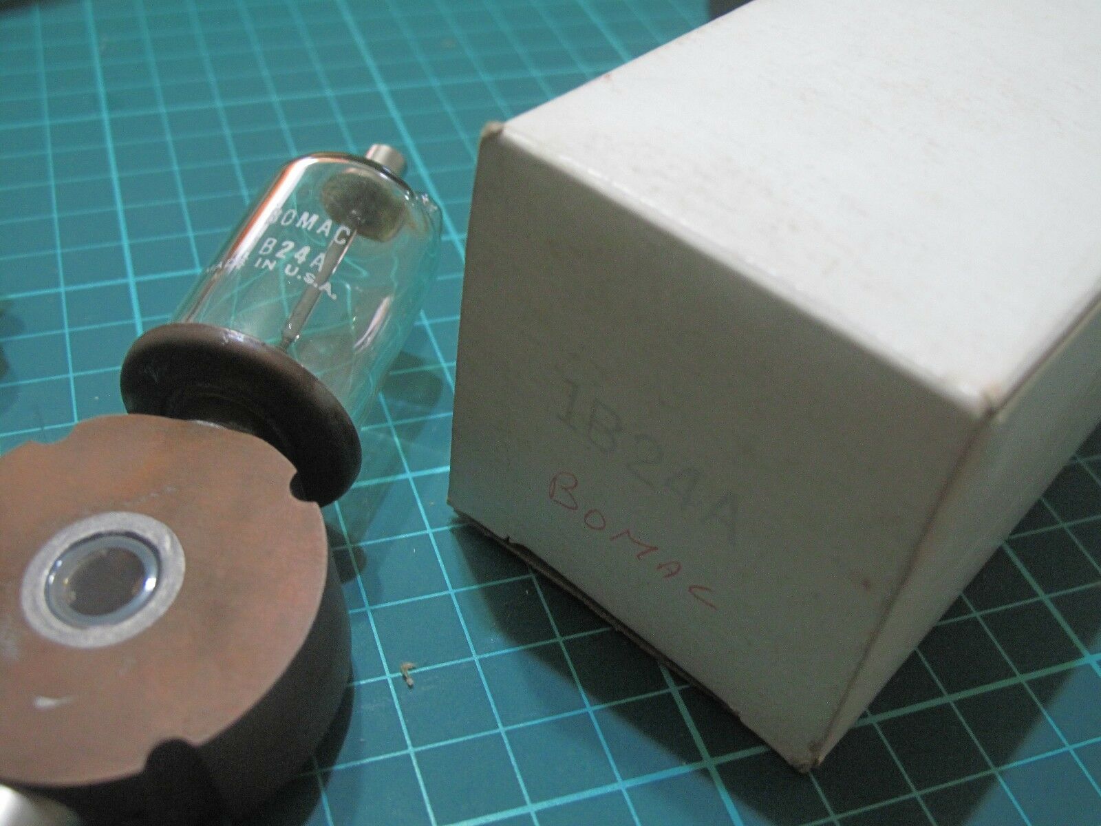 1PCS - BOMAC 1B24A Vacuum tube NOS