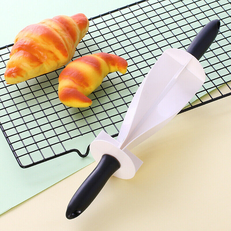 Blade Roller Croissant Cutter Rolling Pin Non-Stick Cutter Cake Baked Pas DD