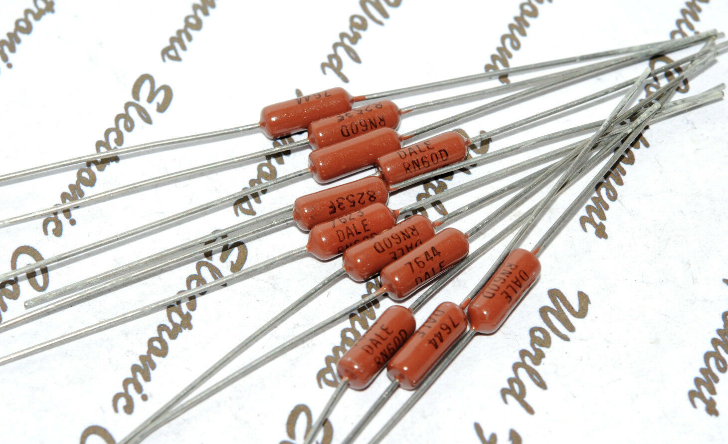 4pcs - DALE RN60C 768R (768ohm / 7680F) 1% MIL Resistor