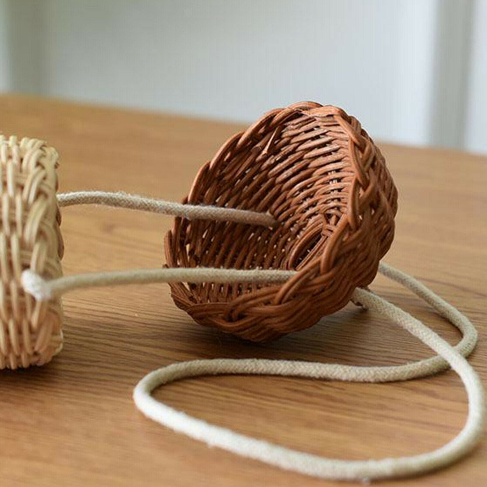 Cute Fashion Handwoven Round Rattan Handbag Natural Straw Bucket Bag Picnic