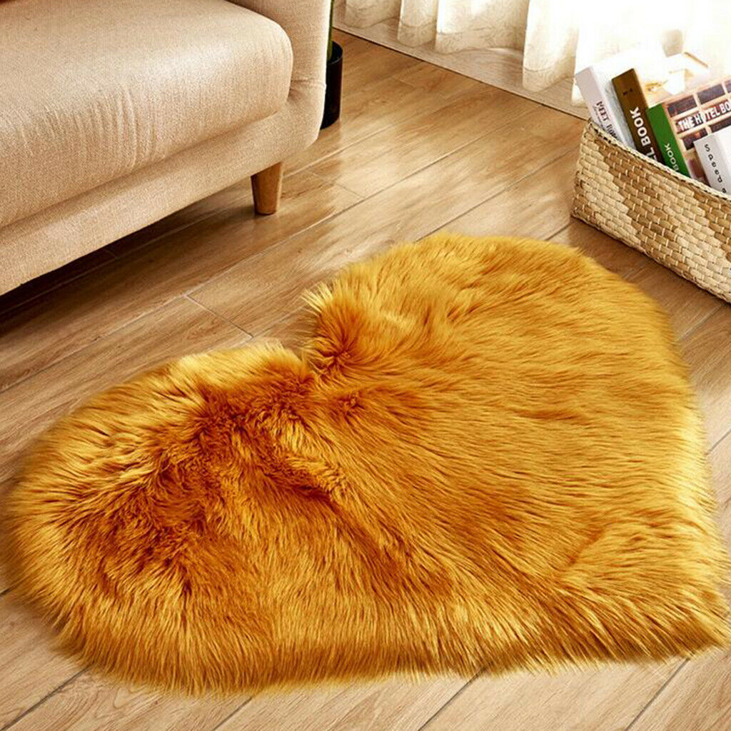 Heart Shaped Area Rug, Cozy Shaggy Plush Floor Mat for Bedroom Camel-30x40cm
