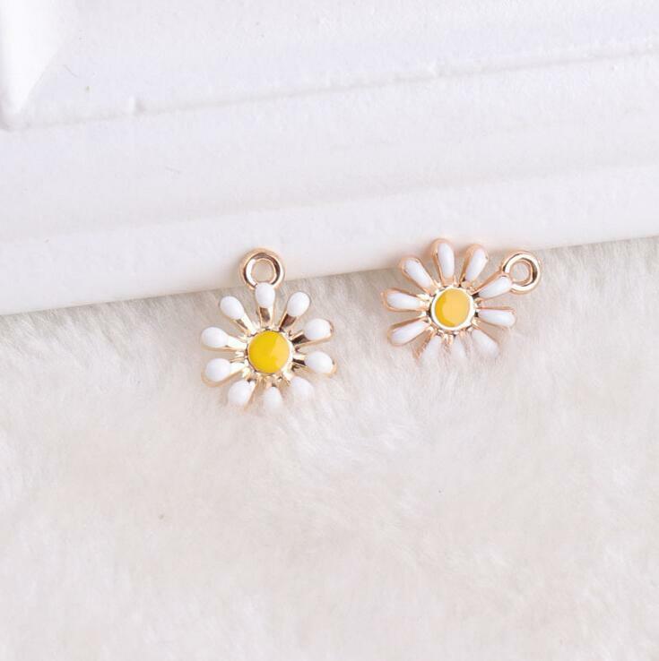 20pcs Jewelry pendant Oil drop alloy Flower pendant Bracelet earring material
