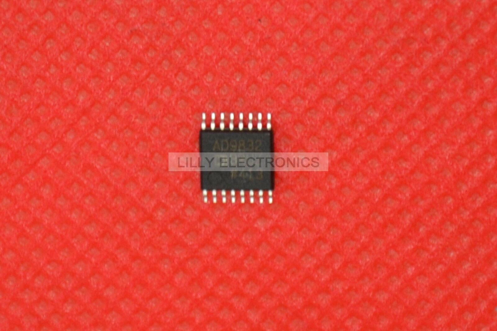 AD9832BRUZ 25 MHz Serial Interface DDS With On-Chip 10-Bit DAC Package:TSSOP