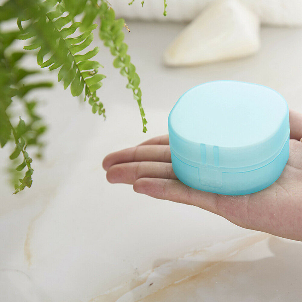 Small Square Portable Travel Soap Dish Holder Box Shower Bath Container Random