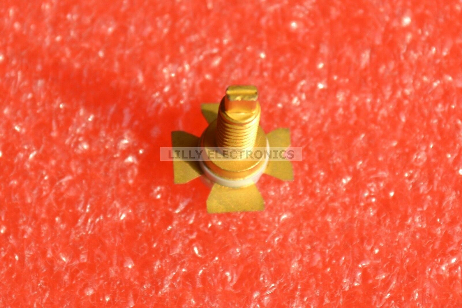 BFQ68 Package:RF TRANSISTOR,NPN 4 GHz wideband transistor