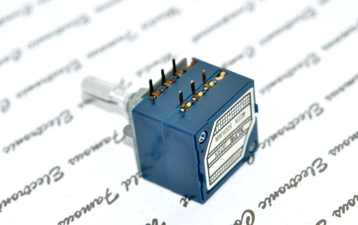 1pcs - ALPS RK27 500KMN Balance Dual Potentiometer knurled - JAPAN RK271122003J0