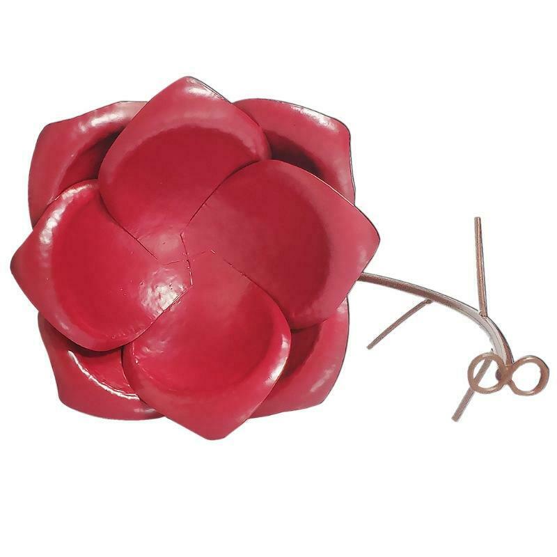 Wild Bird Feeder Metal Flower Outdoor Hummingbird Feeders Hanging Food Storage