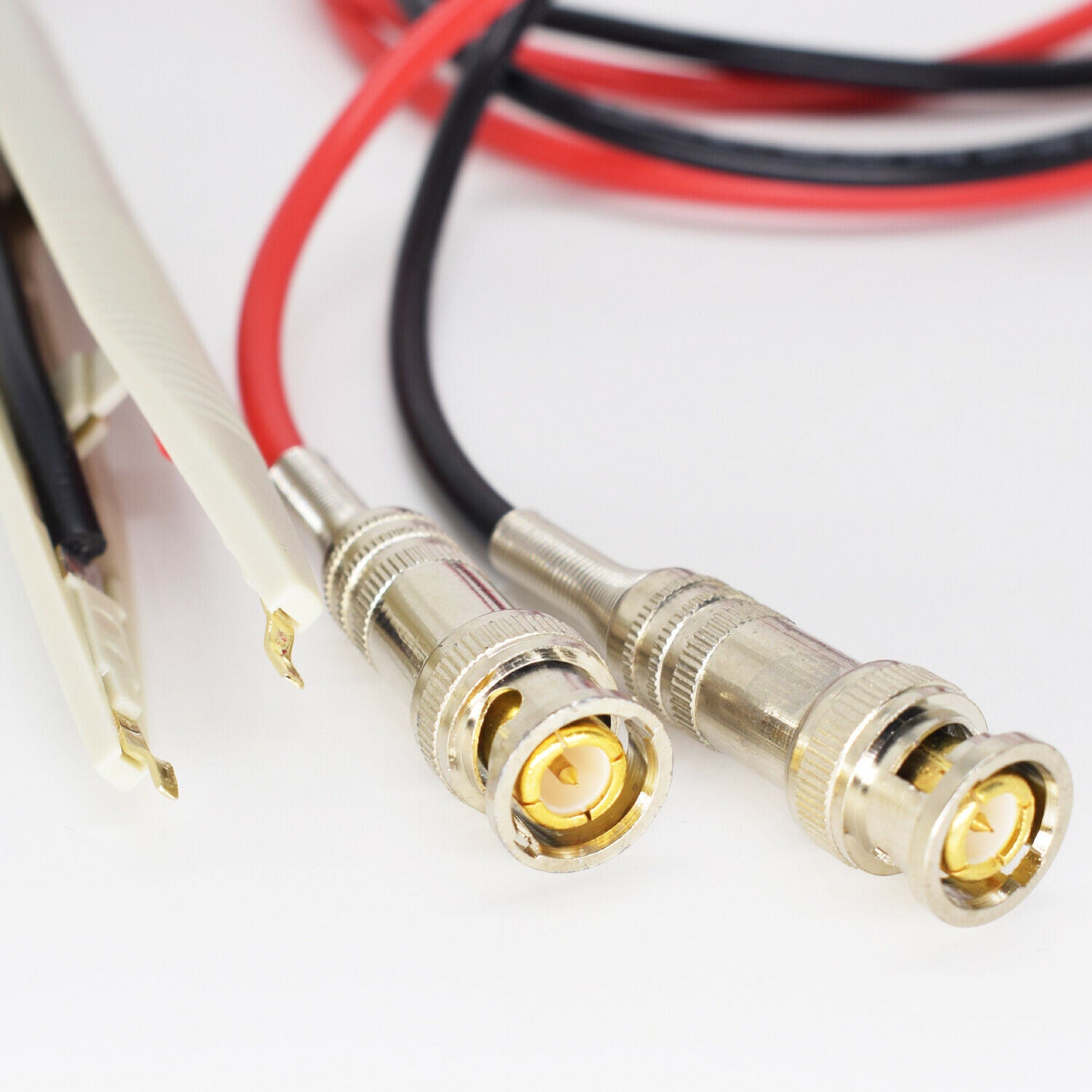 1pair 1.5M/5ft BNC Male To Long Jaw SMD LCR Meter Flat Clip Probe Test Cable