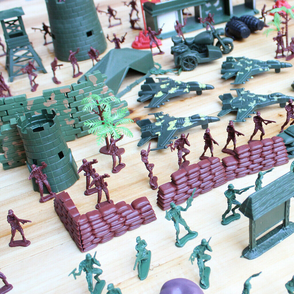 500 Piece   Base Set, 300 Soldiers & 100 Army Accessories (Including