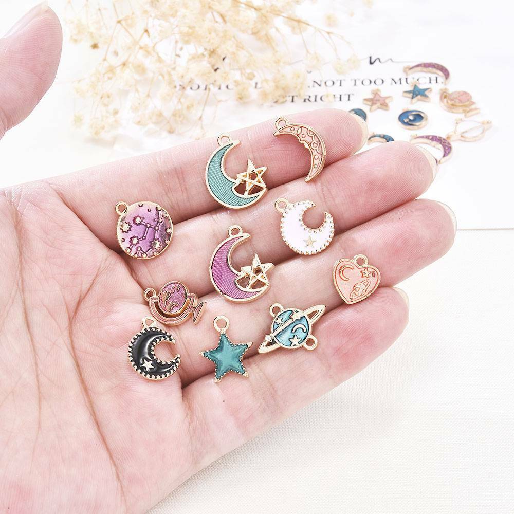 20Pcs Mixed Colors Alloy Enamel Moon Star Planet Pendant Charm DIY Finding UK