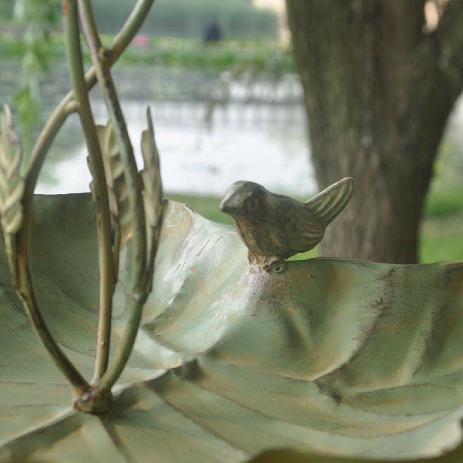 Metal Lotus Leaf Shape Bird Feeder Tray Hanging Backyard Decor Open Style
