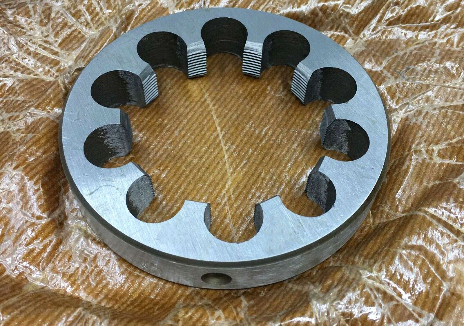 M105 x 2.0mm Pitch Metric Right hand Die [Die/1]