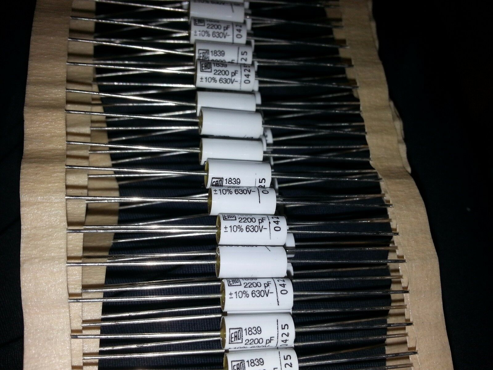 10x NOS ERO MKP1839 (axial mkp1837) 2.2nF 2200pF 630V HI_END AUDIO CAPS !