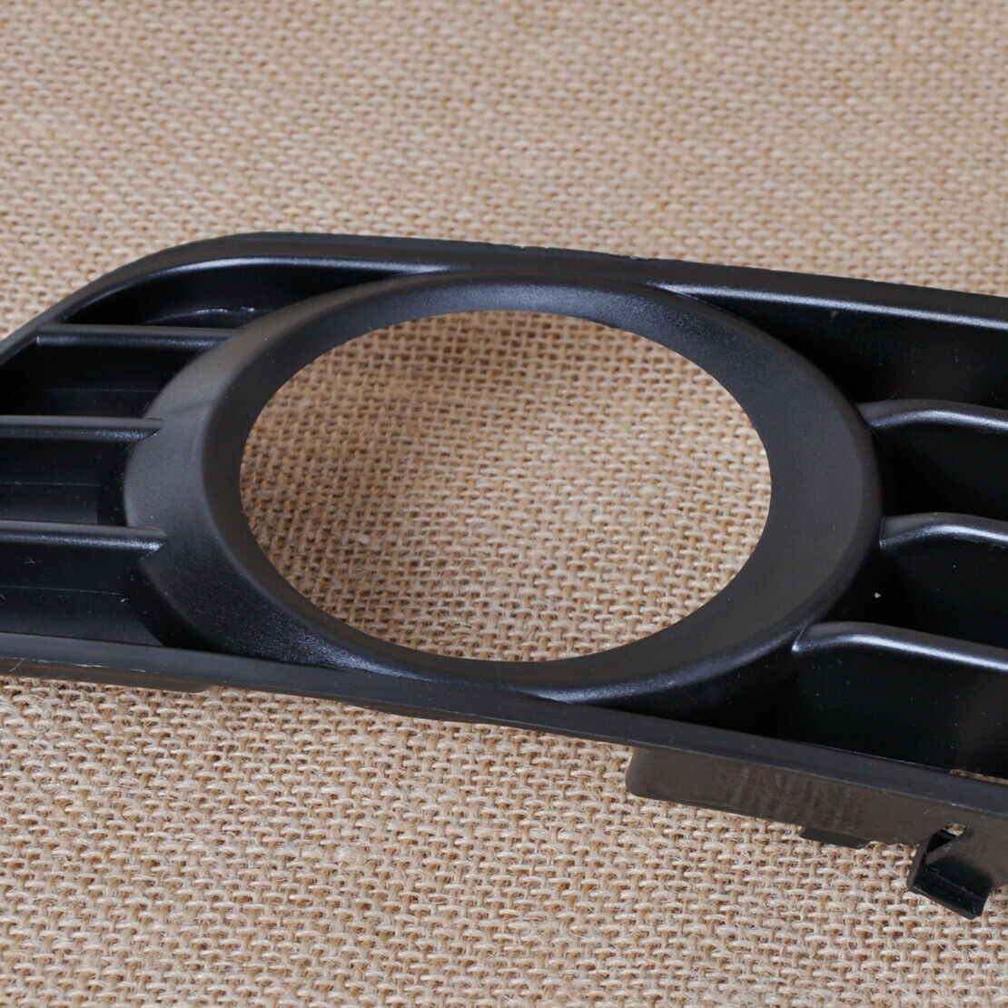 Front Left Bumper Fog Light Grille Cover 8E0807681 Fit for Audi A4 B6 02-05 An