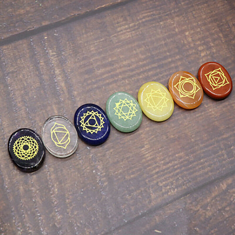 High Quality Set of 7 Chakra Stones Symbols Stone Set Palm Natural Stone Crystal