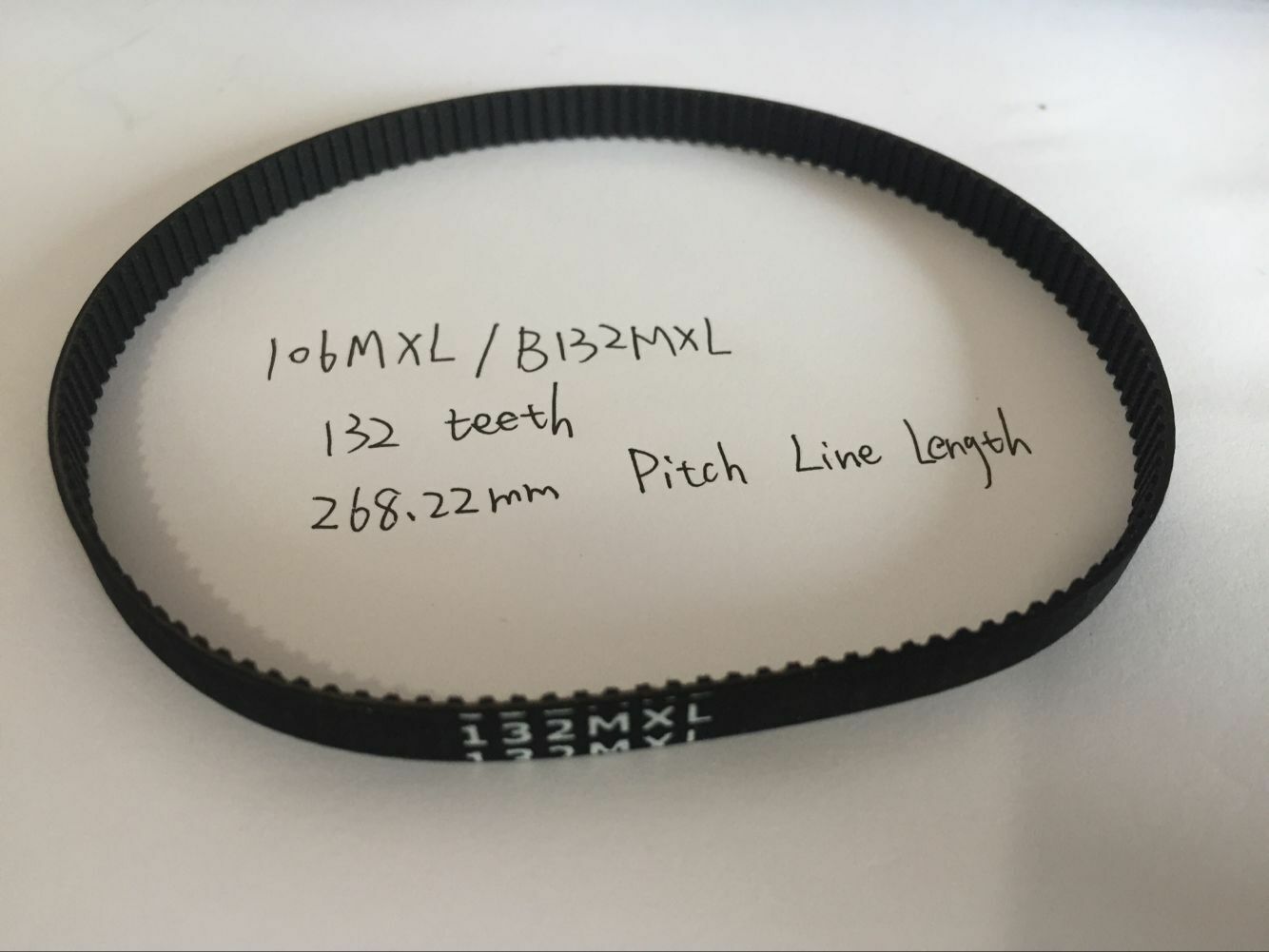 106MXL/B132MXL 132 Teeth 6mm Width Industrial Groove Cogged Timing Belt 268.22mm