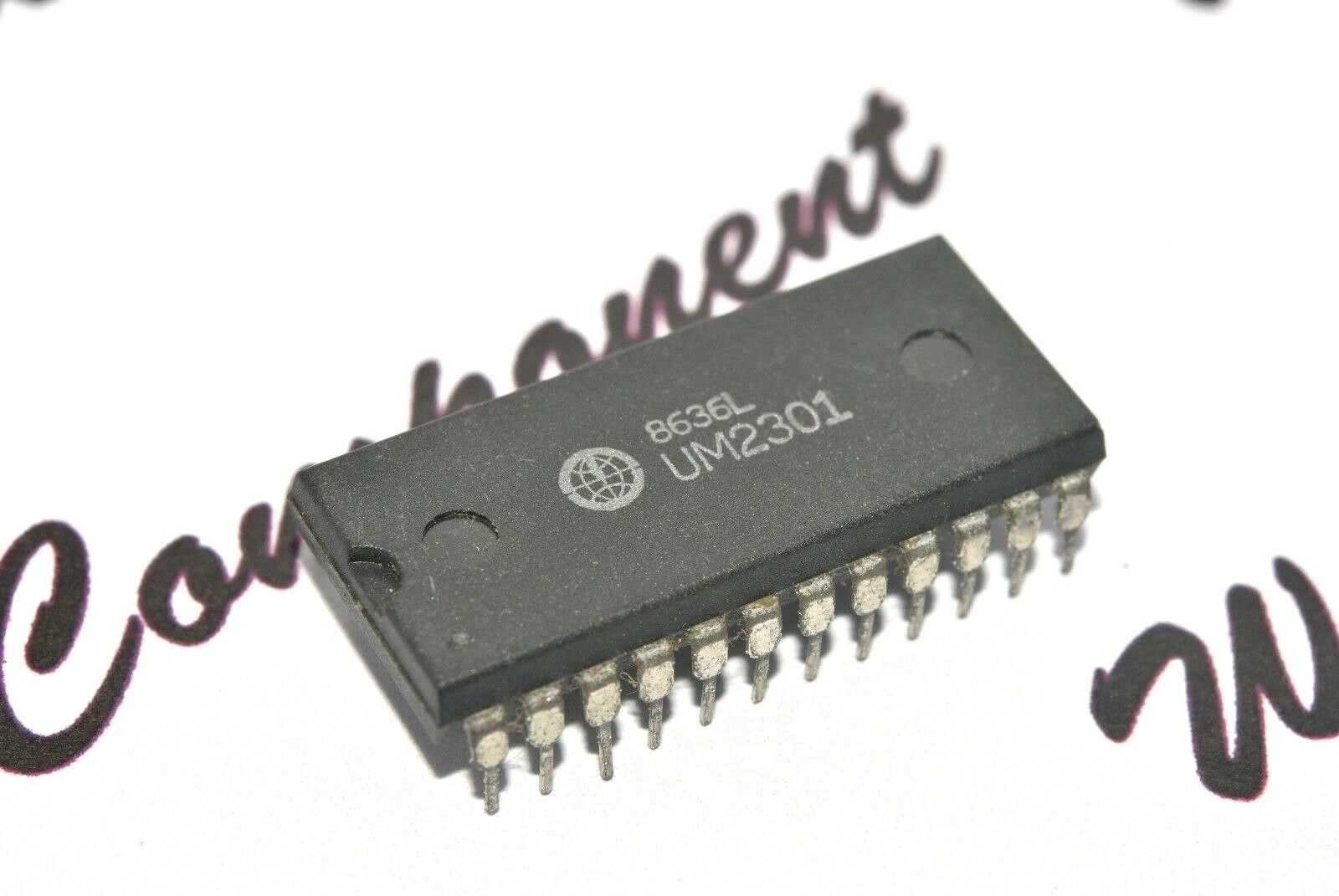 1pcs - UM2301 DIP-24 Integrated Circuit / IC - NOS