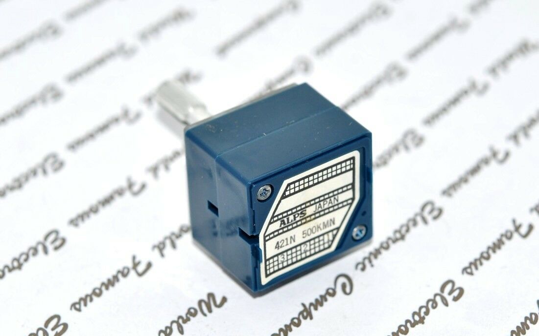 1pcs - ALPS RK27 500KMN Balance Dual Potentiometer knurled - JAPAN RK271122003J0