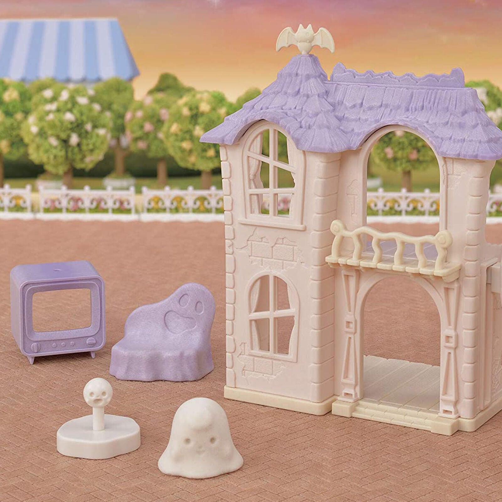 Sylvanian Families Spooky Surprise House Amusement Land Set 5542 Role Play Age 3