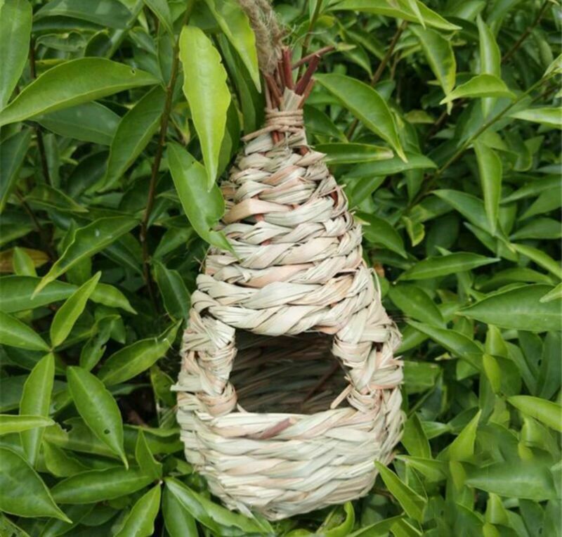 Birdhouse nest natural grass cage home yard decoration small