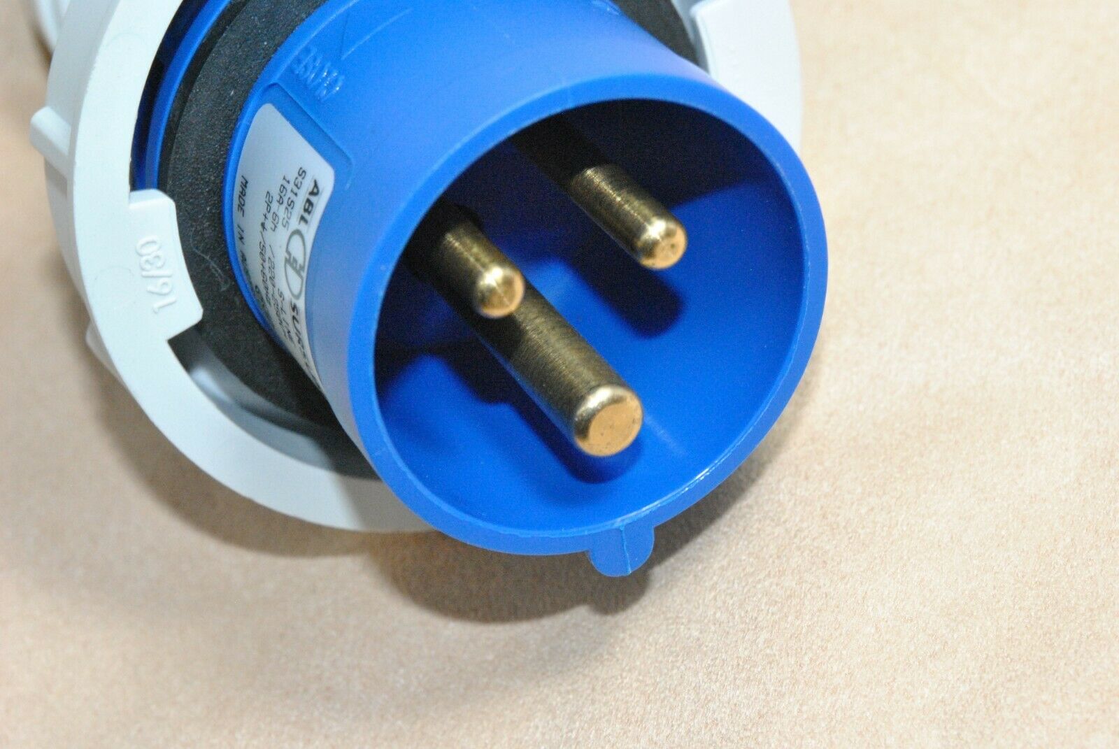 1pcs -ABL SURSUM S31S25 16A 220-250V~ IP67 CEE Pin&Sleeve
