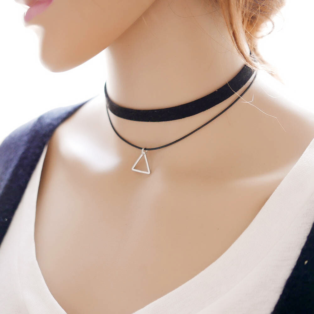 New 90's Black Velvet Choker Triangle Pendant Necklace Gothic Grunge Retro Chain