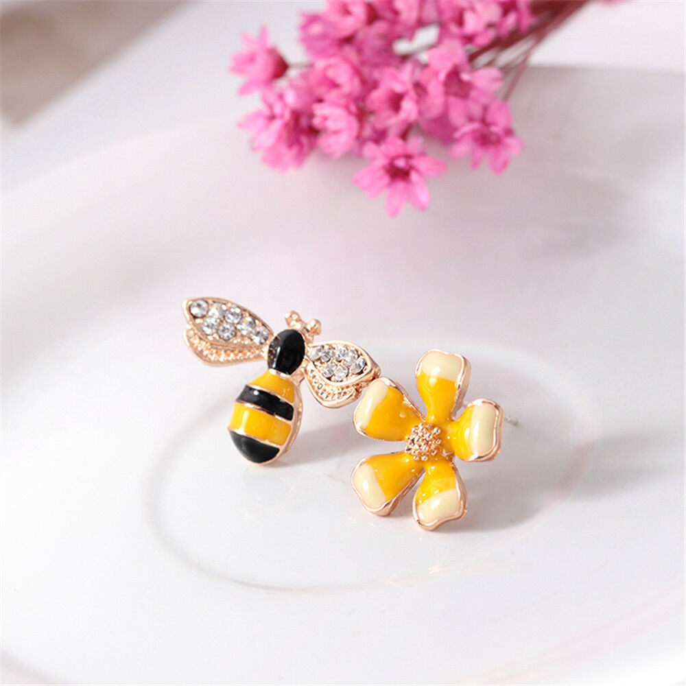 Girls Korean Cute Crystal Flower Bee Ear Earrings Studs Jewelry Party Gift