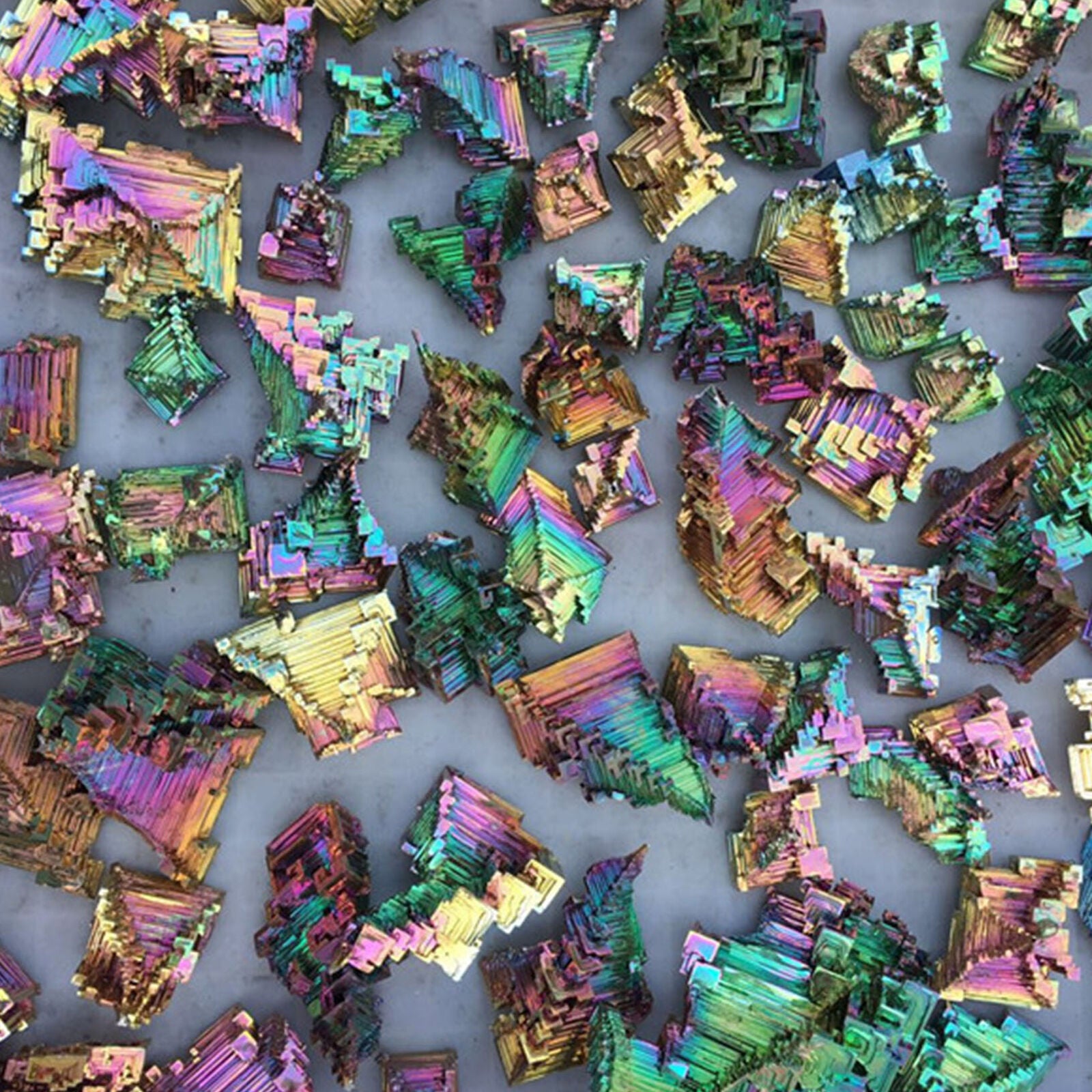 Colorful Bismuth Bismuth Crystals High Purity Bismuth Metal Crystal Sample
