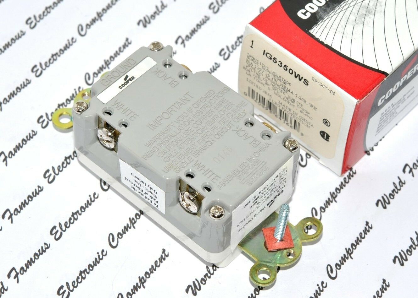 1pcs-COOPER IG5350WS Isolated Ground TVSS with LED Receptacle 20A-125V NEMA 5-20