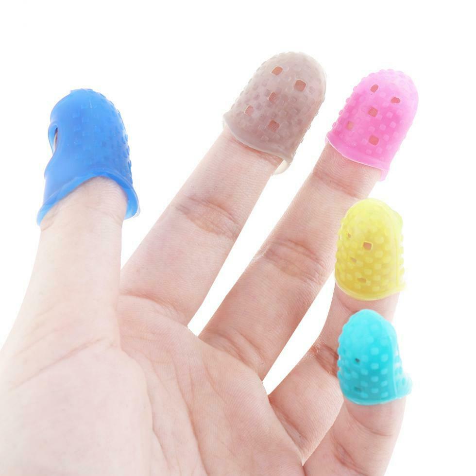 25xGuitar Accessories Kit Guitar Picks+Silicone Fingertip Cover Finger Protector