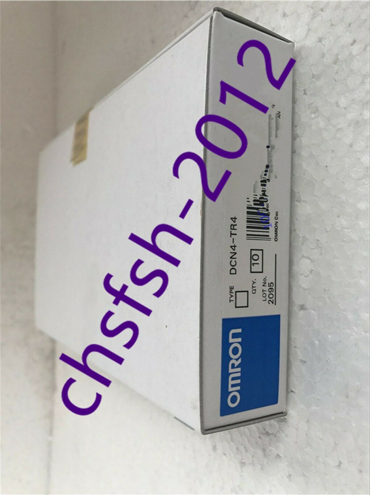 1 pcs New IN Box Omron DCN4-TR4 flat connector socket