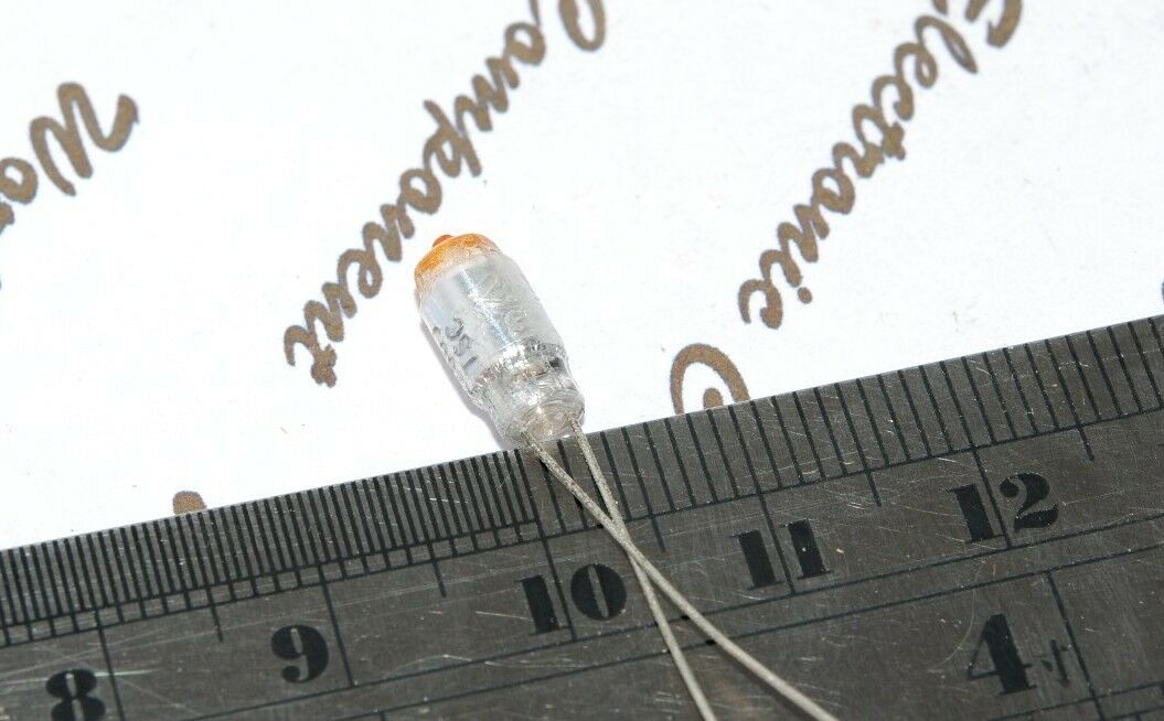 4pcs - TSC 2200P (2200PF 2.2nF) 50V 5%  Polystyrene (PS) Film Radial Capacitor