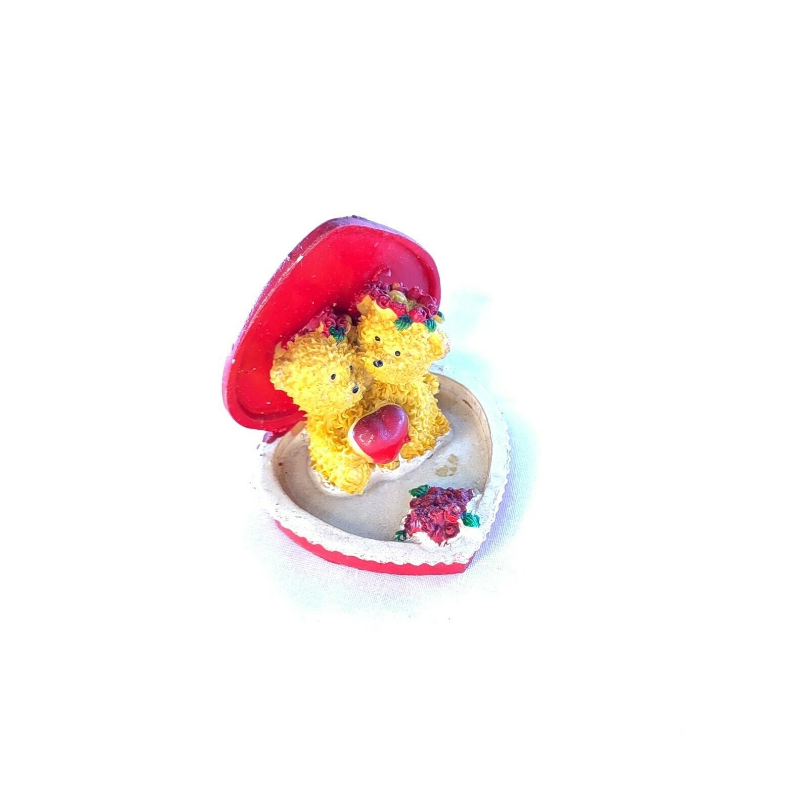 Cute Mini Gift Lovely Statue Bear Heart Cake Table Home Christmas Decoration