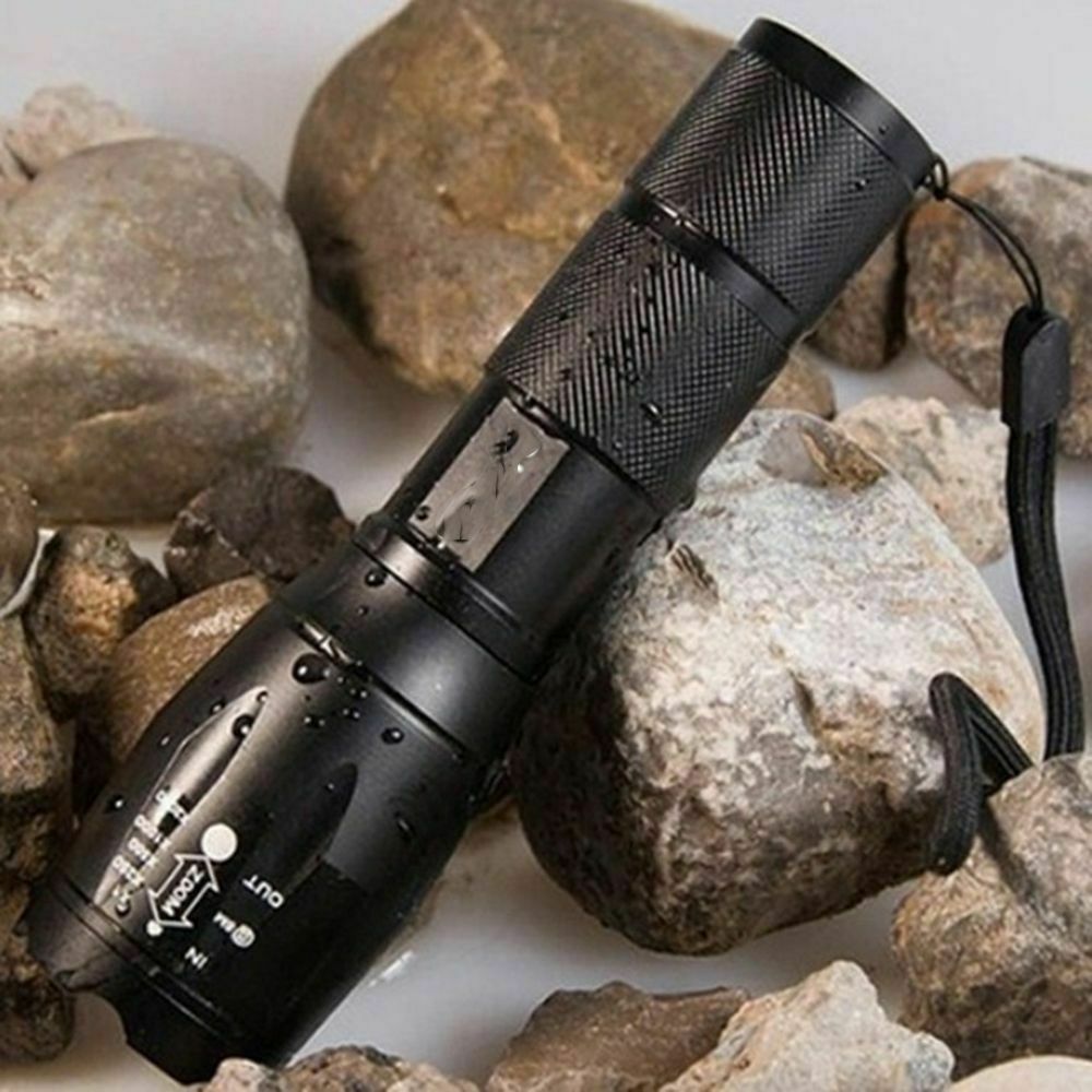 Durable Hiking Zoomable 500 Lumen LED E17 XM-L Flashlight Waterproof Torch