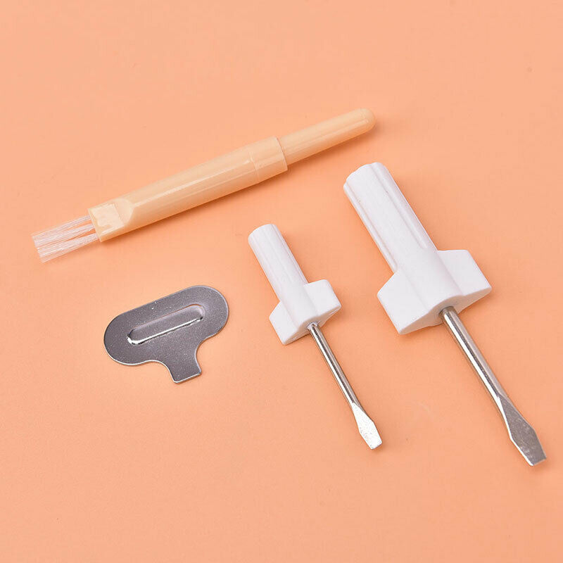 4pc/set Needle Plate Driver Sewing Screwdriver Cleaning Brush Sewing Repa.l8