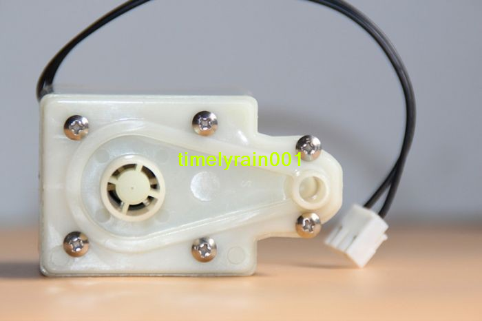 1pcs Micro Water Pump AC220V 60Hz Submersible pumps Flow 1.2L / min lift 0.85m