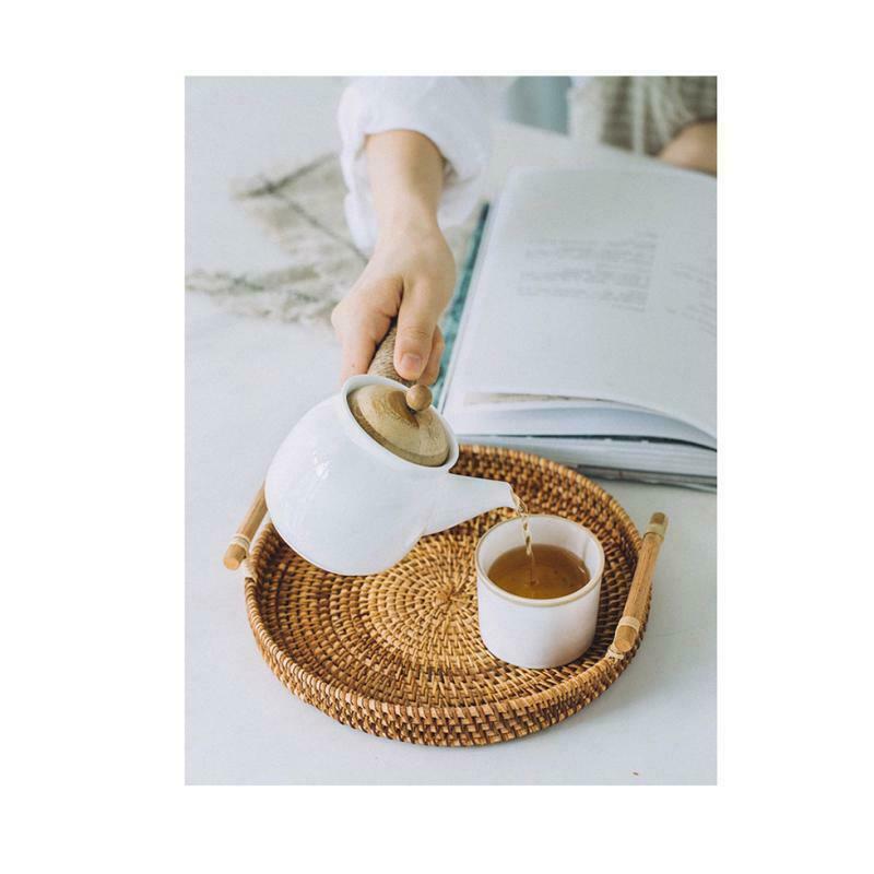 Round Rattan Serving Tray Wicker Bread Baskets Food Serving Tray 22cm + 24cm