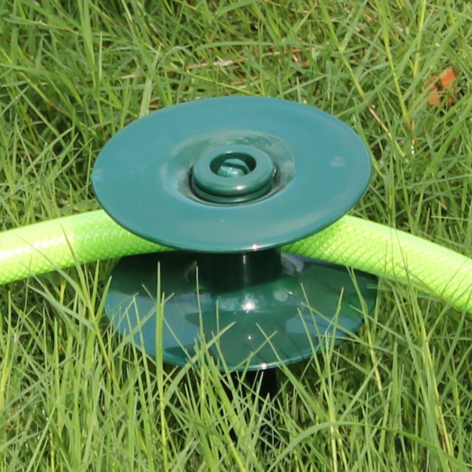 2 PCS Heavy Duty Garden Hose Guide Spike Organizer Carrier Plant Protection