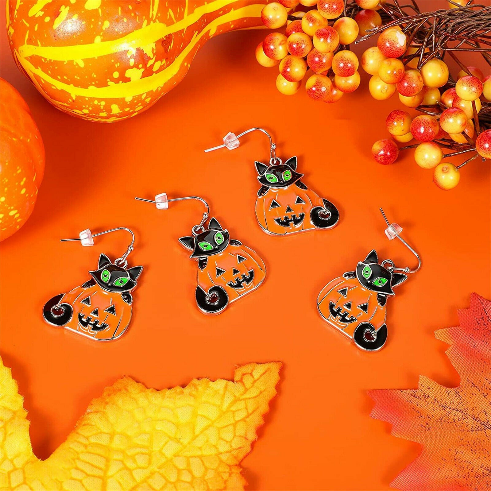 2 Pair Colorful Enamel Alloy Earrings Halloween Pumpkin Cat Pendant Ear Hooks