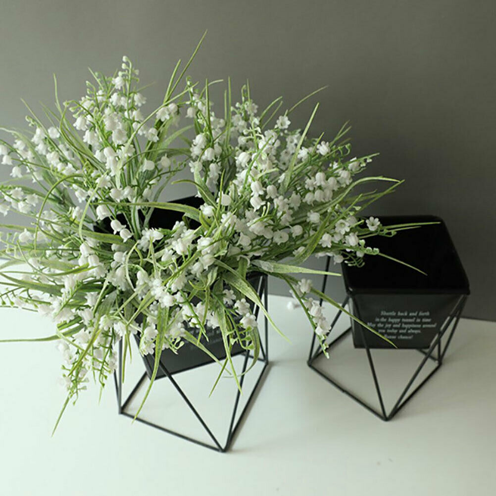Wedding ornaments with simulated flowers of Campanula campanula.l8