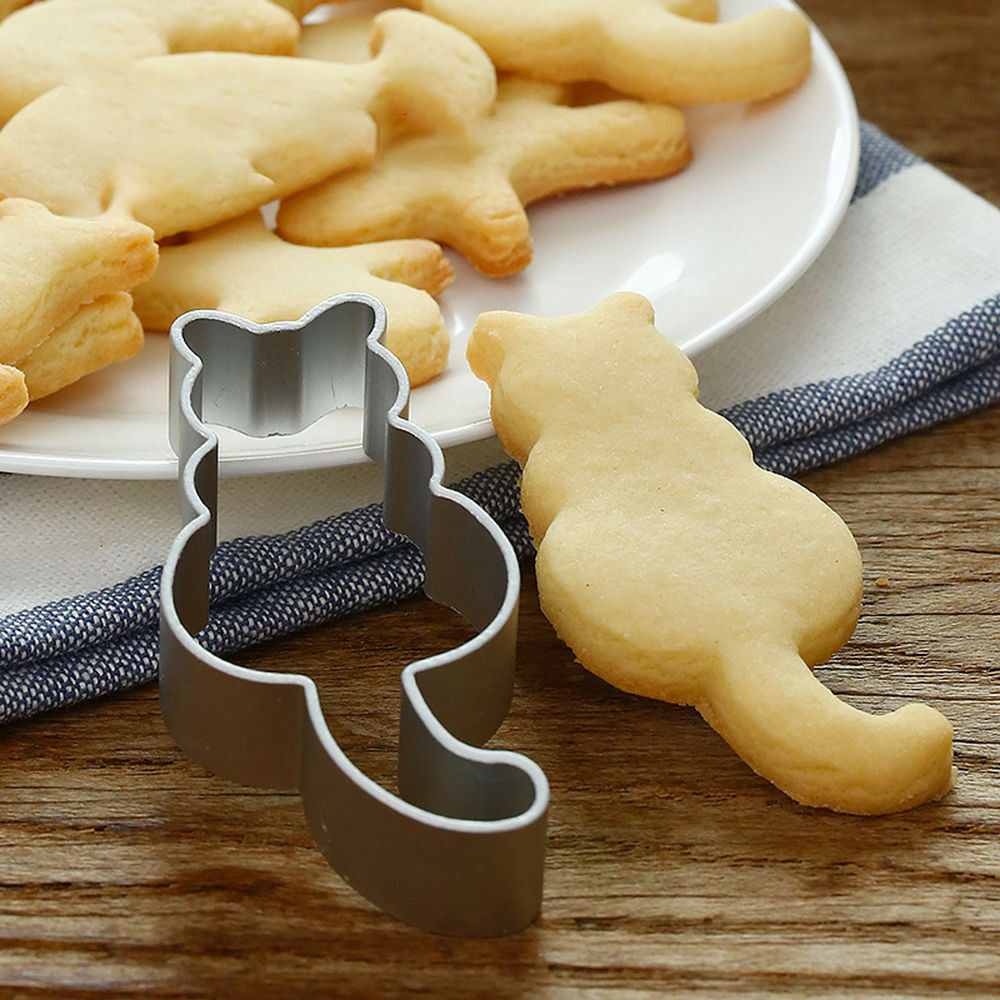 Lovely Cat Shaped Steel Mold Sugarcraft Cake Cookies Pastry Baking Cutter Mould