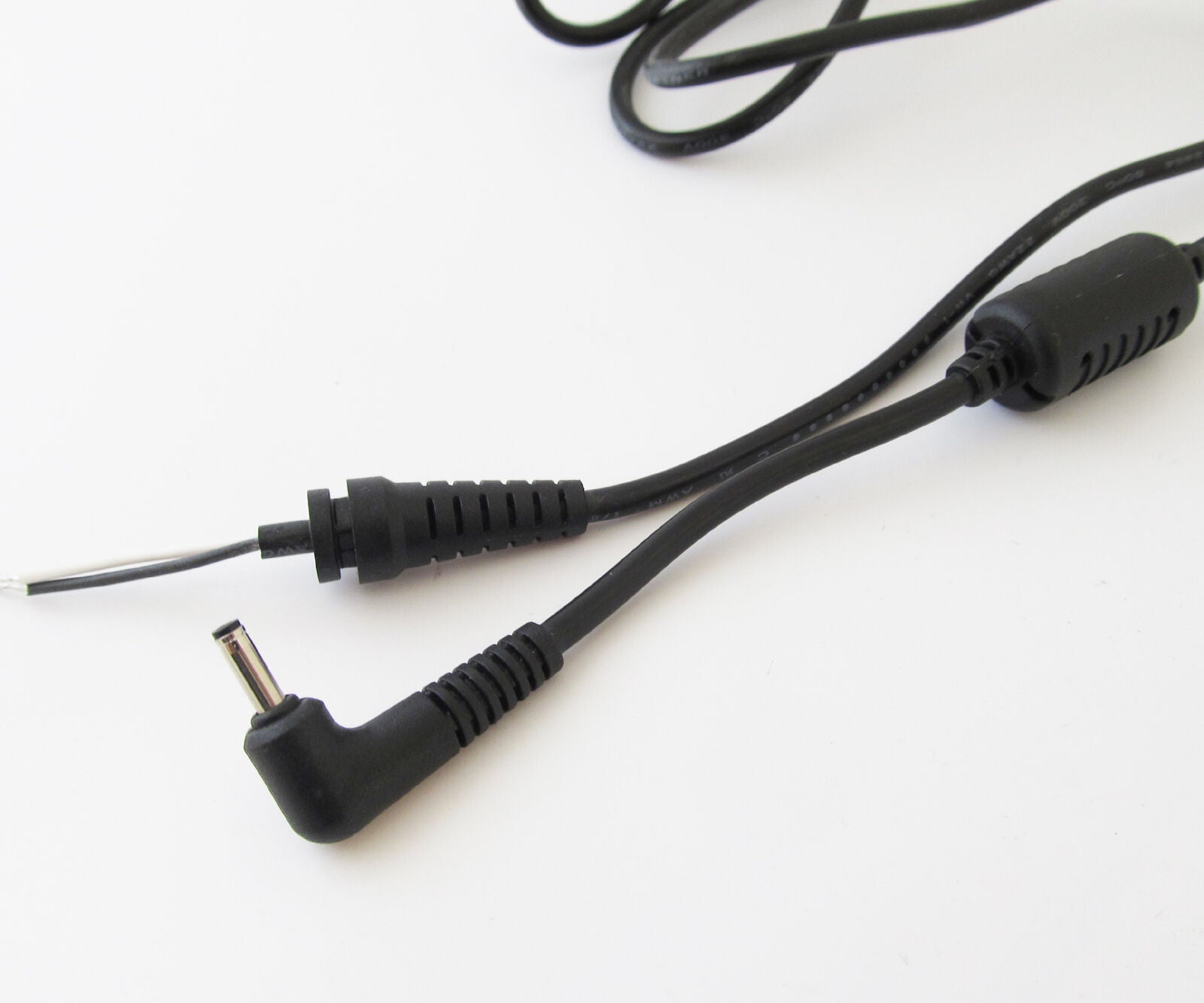 1pc 3.0x1.1mm 4ft/1.2M DC Power Plug Socket Connector Cord Cable w/Lock Ring