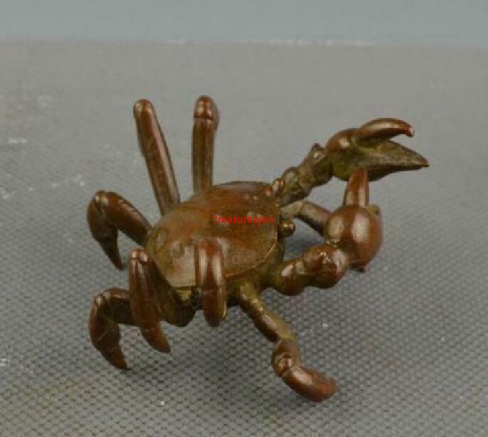 Fine China 's old copper carving the patron saint of the vivid crab