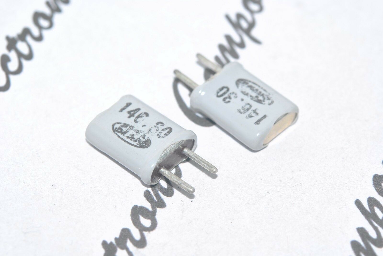 2pcs - 146.3MHZ (146.30 MHZ) Quartz Crystal Resonator / XTAL